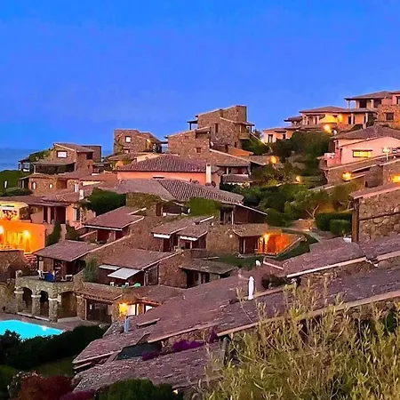Lejlighed Punta Est - Trilo Lentischio Giardino A 300m Mare Capo Coda Cavallo