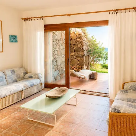 Punta Est - Trilo Lentischio Giardino A 300m Mare